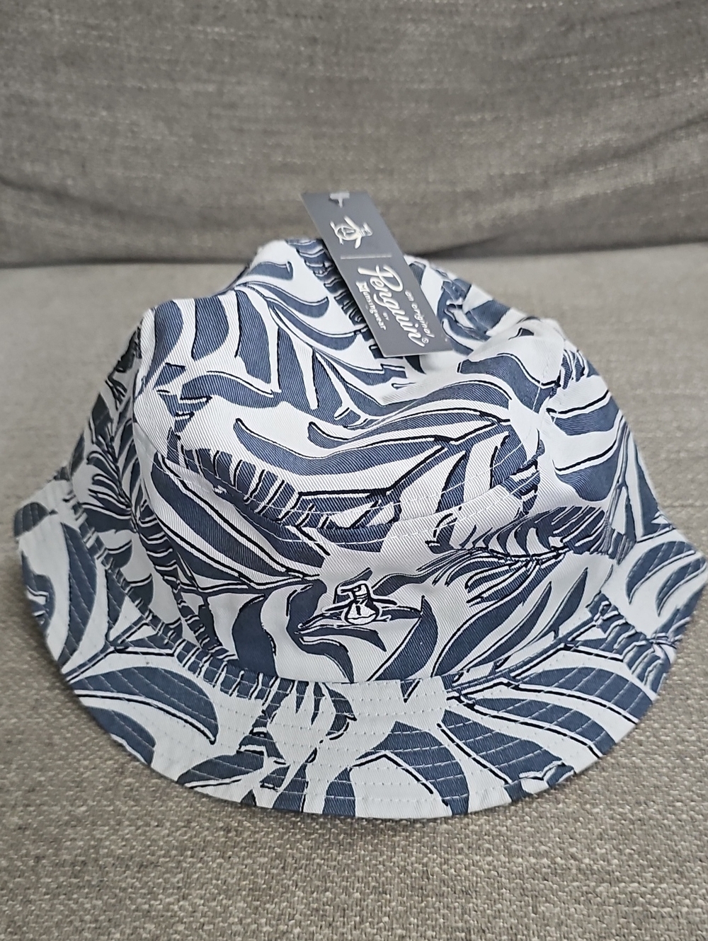 Original Penguin Navy and White Leaf-Print Bucket Hat NWT